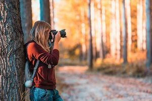 Cómo actuar si nos fotografían o graban en espacios públicos