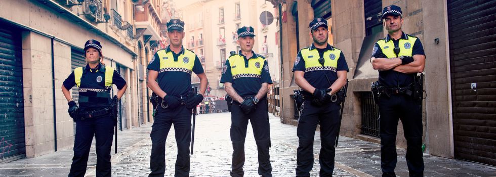 ¿Qué puede hacer o no la policía si te para por la calle?