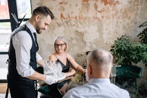 ¿Cuáles son mis derechos como cliente de un restaurante? 