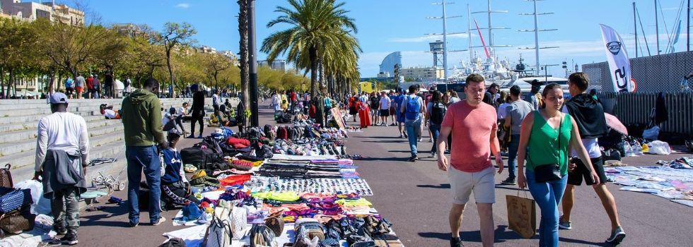 La lucha contra la falsificación de ropa en España